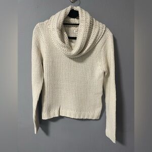 NWT Miracle Chunky Cable Knit Cowl Neck Sweater in Cream. Size S/M